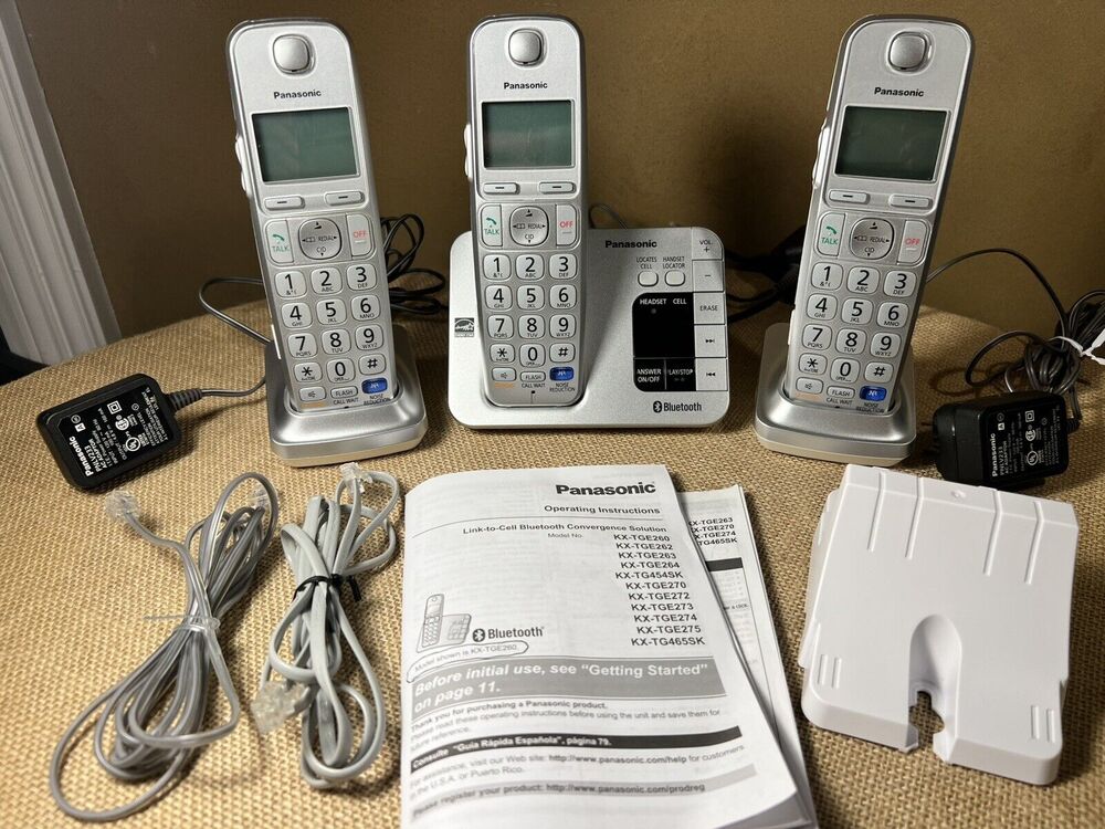 Panasonic KX-TGE260 Cordless Phone System -3 phones- with Answering System